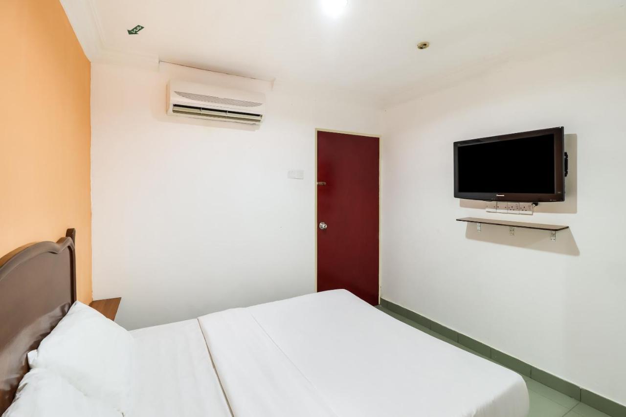 Oyo 89584 Hotel Sahara Kuala Kubu Bharu Exterior photo